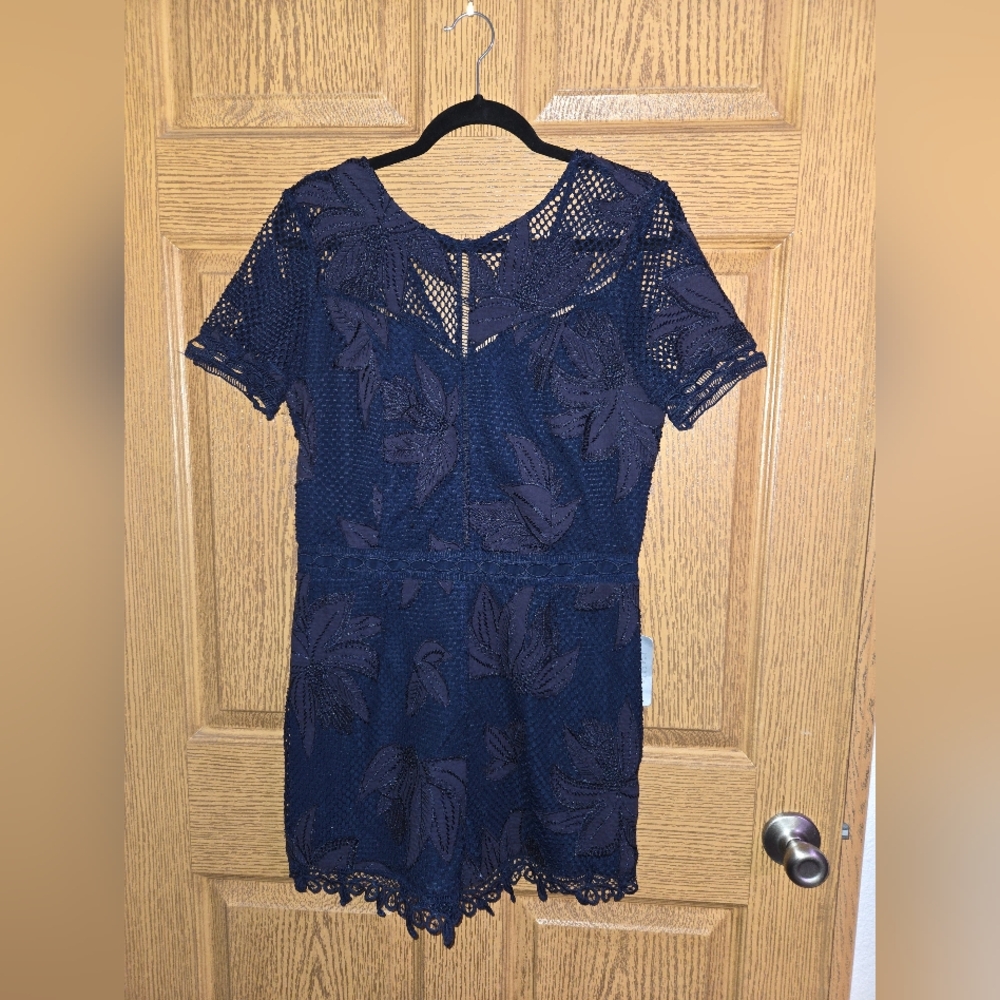 NWT Adelyn Rae Navy Blue Allover Lace Zip Up Romper